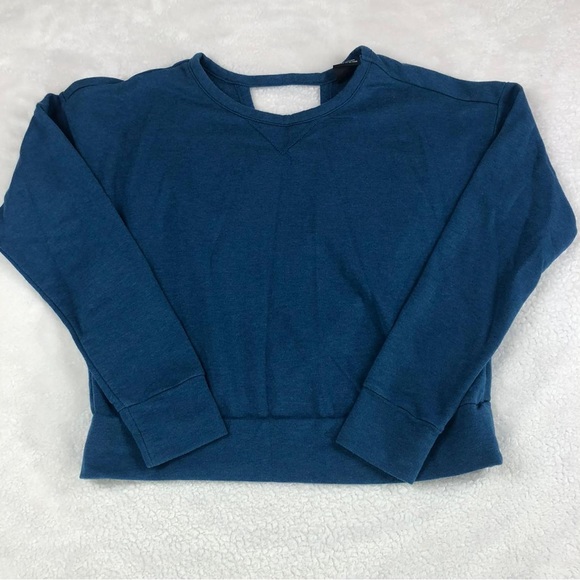 Nike Dri-Fit Sweater Long Sleeve Open Back Knit Casual Yoga Size Small - Picture 2 of 11